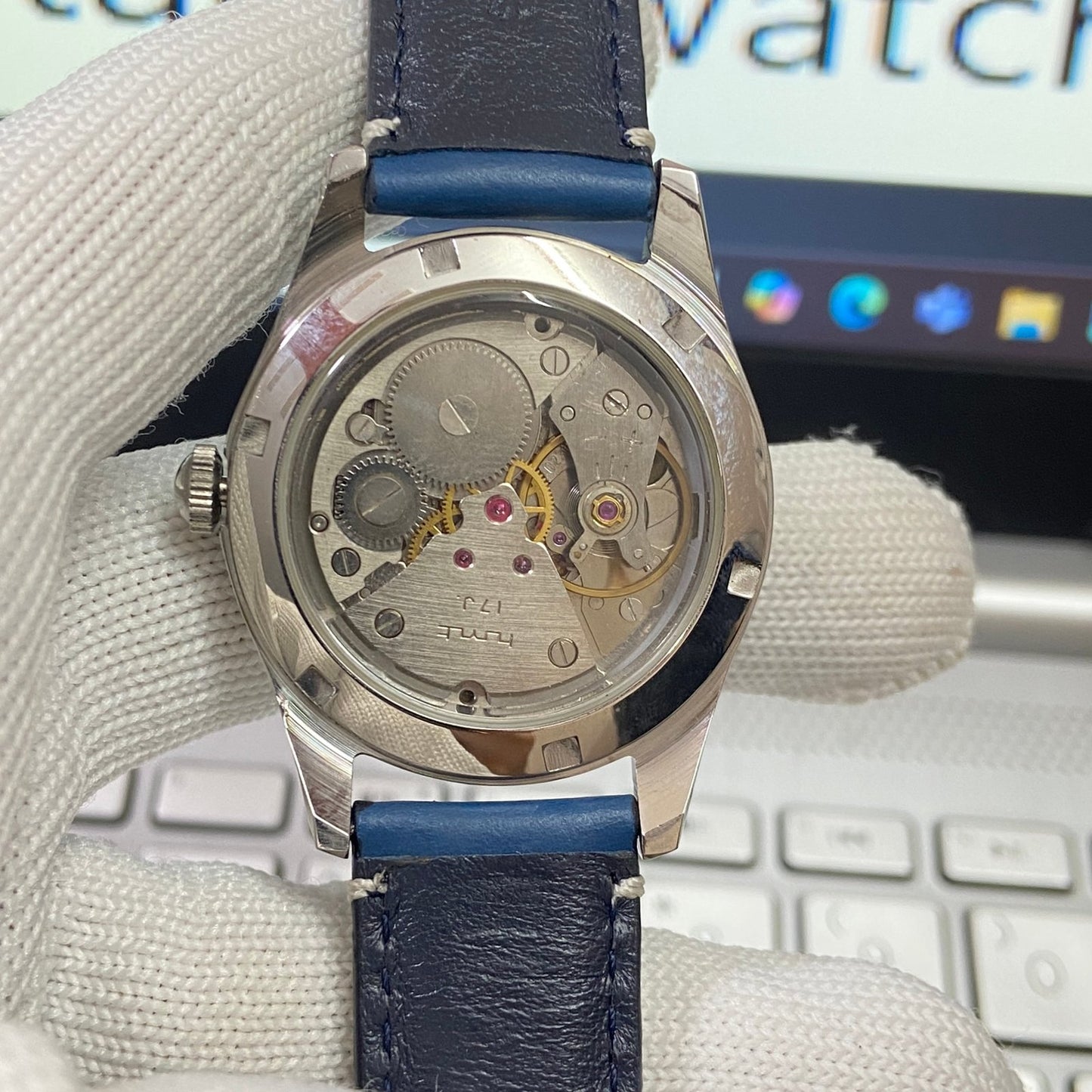 Vintage HMT Gandaberunda Hand Winding 17 Jewels Blue Face Blue Band Men's Wrist Watch B39