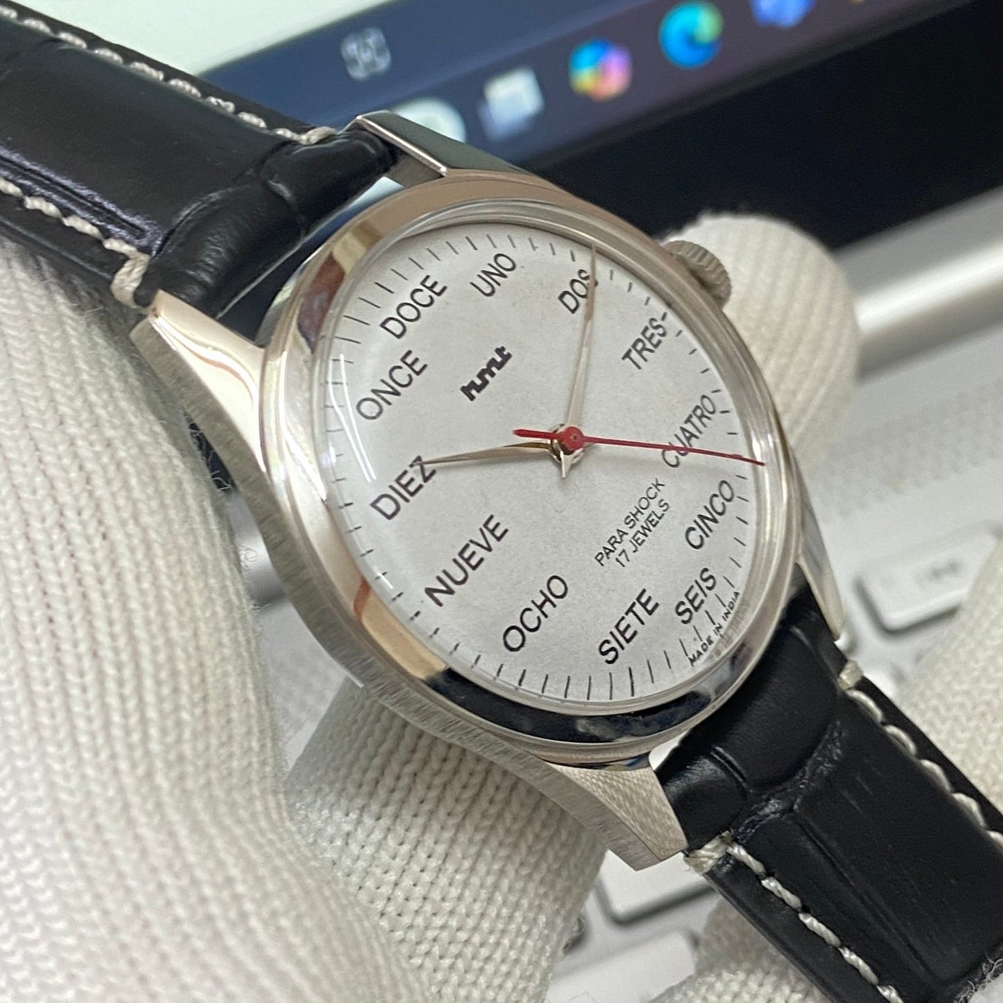 Vintage HMT Spanish Hand Winding 17 Jewels White Face Black Band Men's Wrist Watch B65