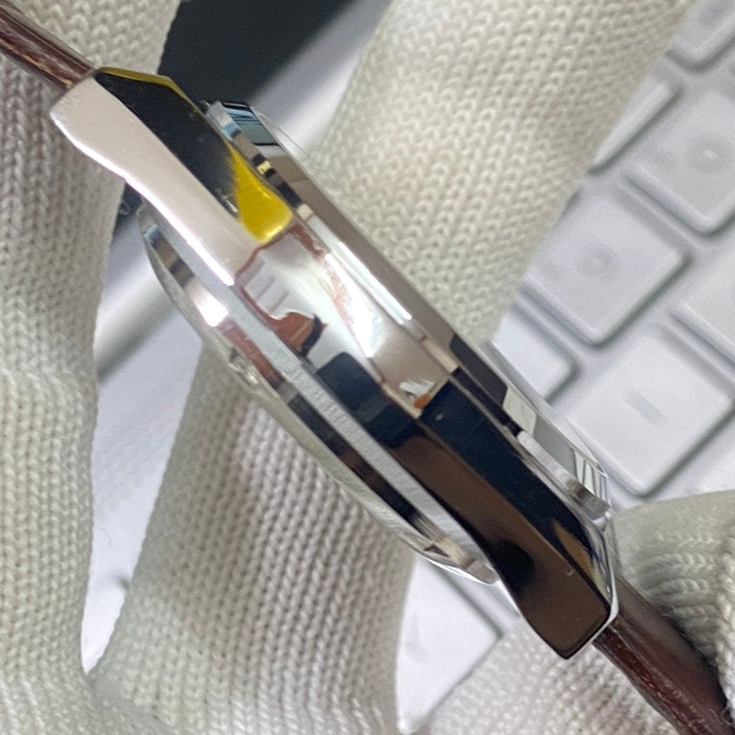 Vintage Seiko 5 Automatic 17 Jewels Cal. 6309 Golden Face Brown Band B80