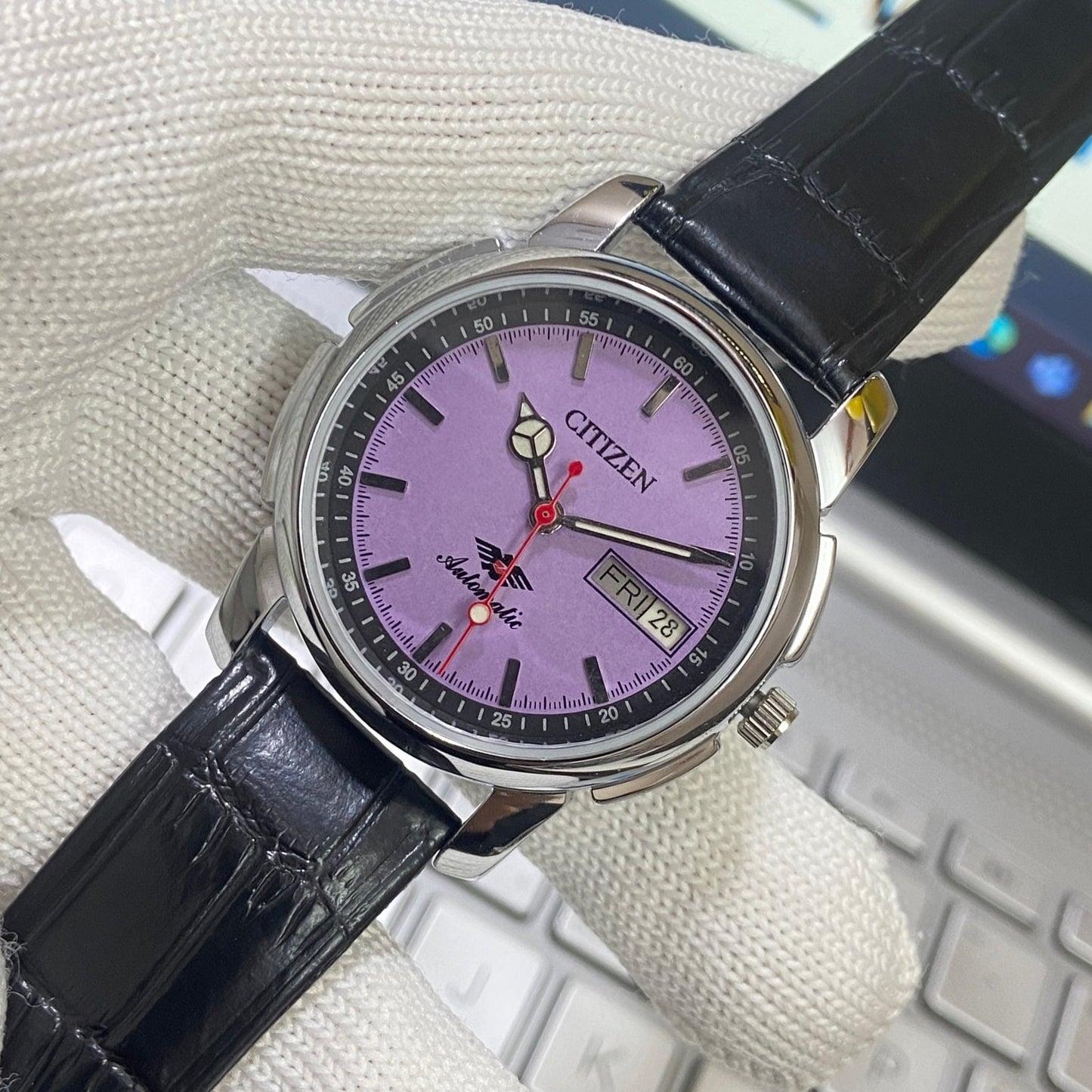 Vintage Citizen Automatic 21 Jewels Purple Face Black Band B83