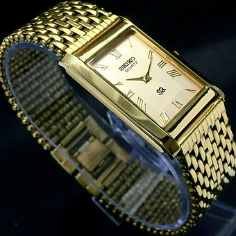 Seiko Slim Rectangular Quartz Golden Face Looser Chain Not Adjustable Men's Wrist Watch C62