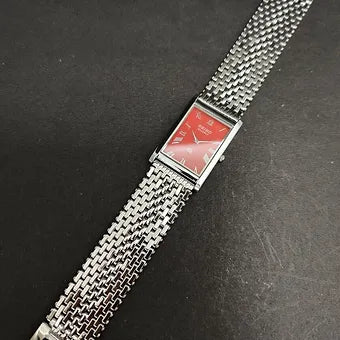 Seiko Slim Rectangular Quartz Red Face Looser Chain Not Adjustable Men's Wrist Watch C64