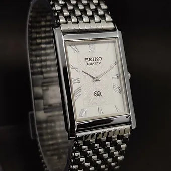 Seiko Slim Rectangular Quartz White Face Looser Chain Not Adjustable Men's Wrist Watch C65