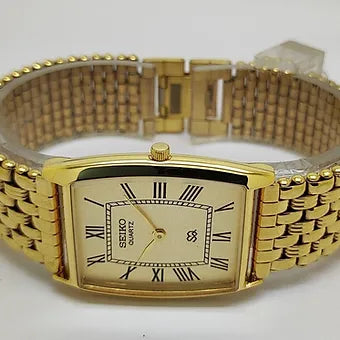Seiko Slim Barrel Quartz Golden Face Looser Chain Not Adjustable Men's Wrist Watch C92