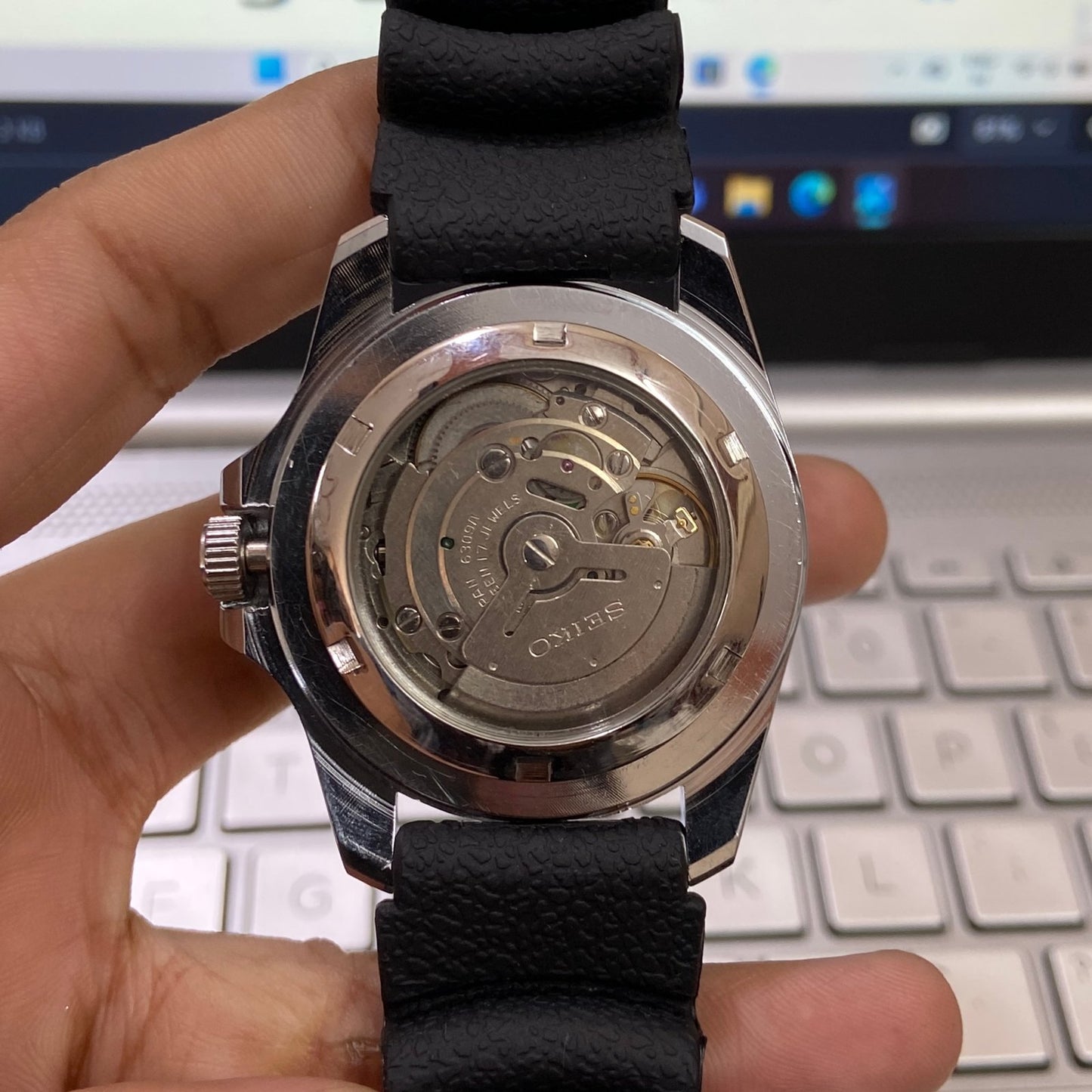 Vintage MOD Seiko Marine Master Automatic Black Face Cal. 6309 Black Rotating Bezel Black Silicone Strap Men's Wrist Watch D01