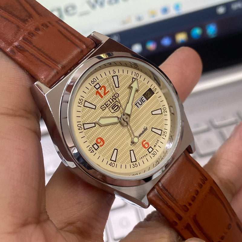 Vintage MOD Seiko 5 Automatic 17Jewels Cal. 6309 Cream Face Brown Band Men's Wrist Watch D09