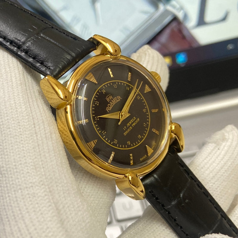 Vintage Mod Roamer Black Face Golden Case Mechanical Hand Winding 17 jewels Black Leather Strap Men's Wrist Watch D66