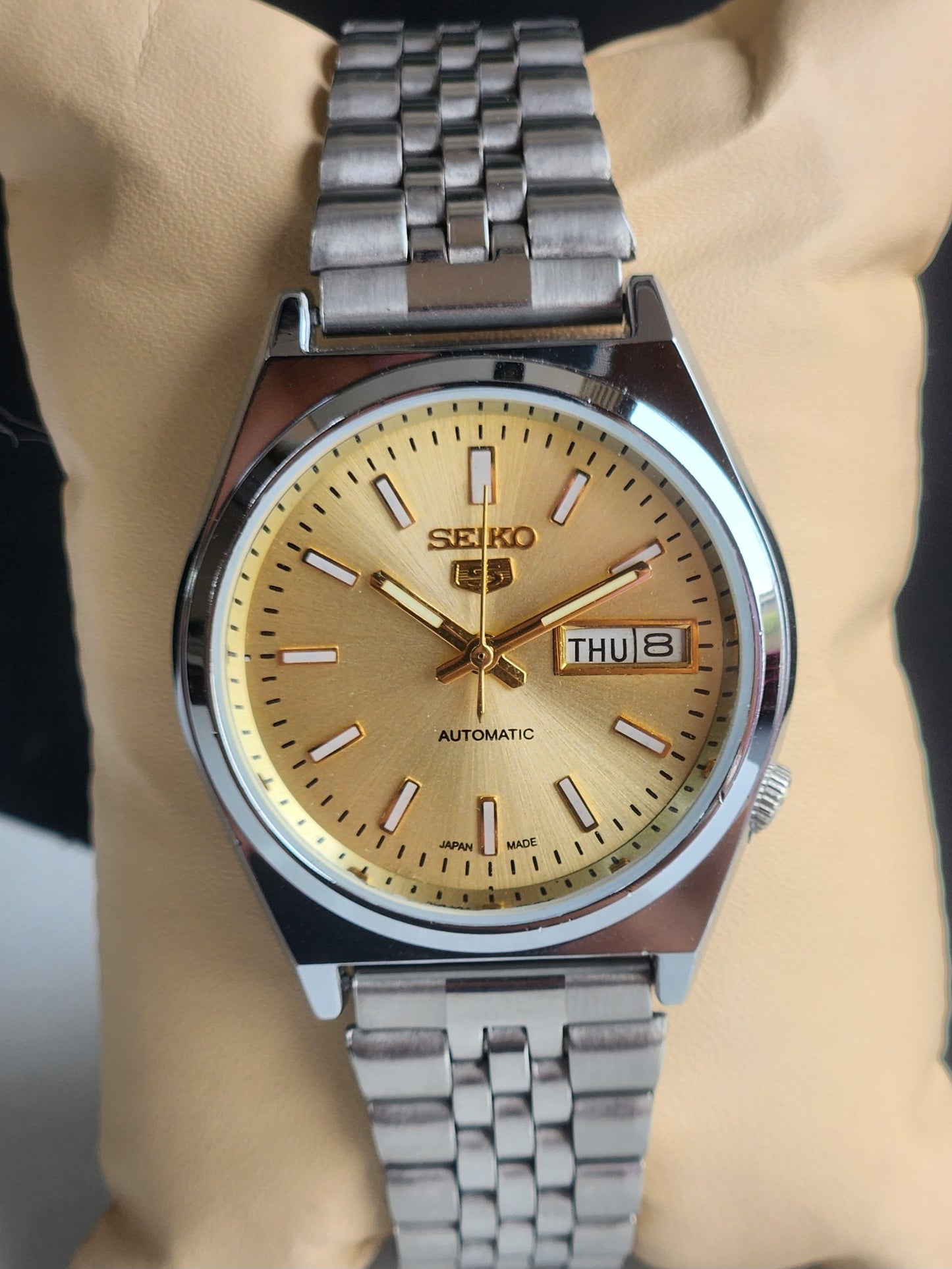 Vintage Mod Seiko 5 Automatic 6309A 17 Jewels Japan Men's Day-Date Golden Face Wrist Watch E30