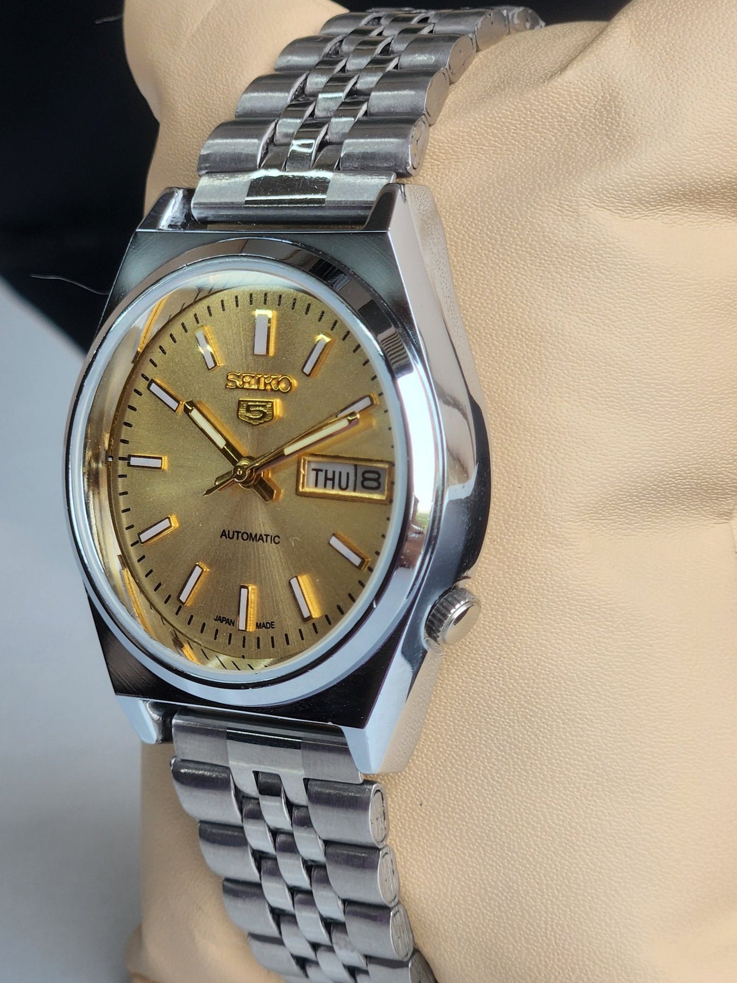 Vintage Mod Seiko 5 Automatic 6309A 17 Jewels Japan Men's Day-Date Golden Face Wrist Watch E30