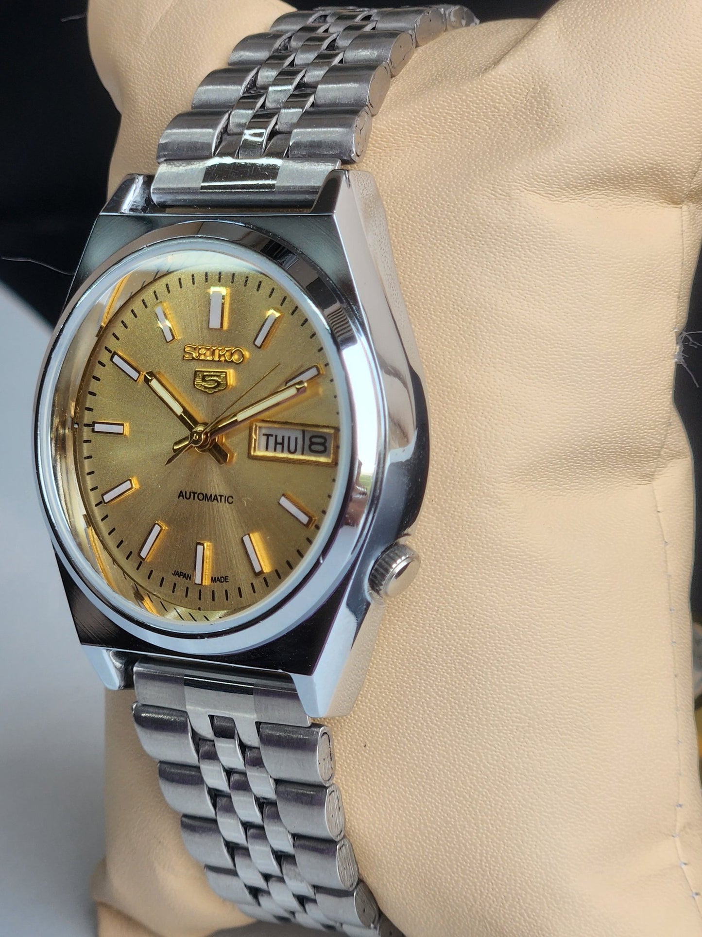 Vintage Mod Seiko 5 Automatic 6309A 17 Jewels Japan Men's Day-Date Golden Face Wrist Watch E30