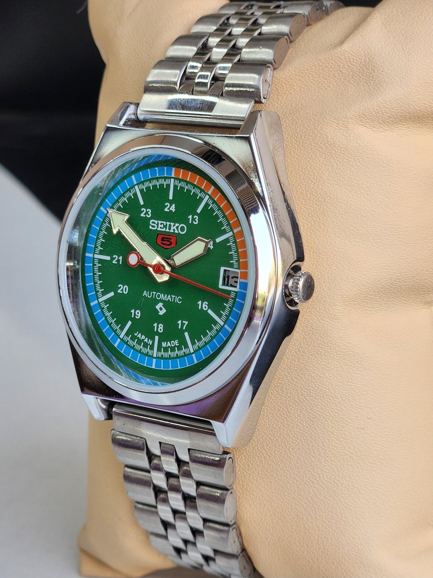 Vintage Mod Seiko 5 Automatic Green Face 6309A 17 Jewels Japan Men's Date Wrist Watch E36