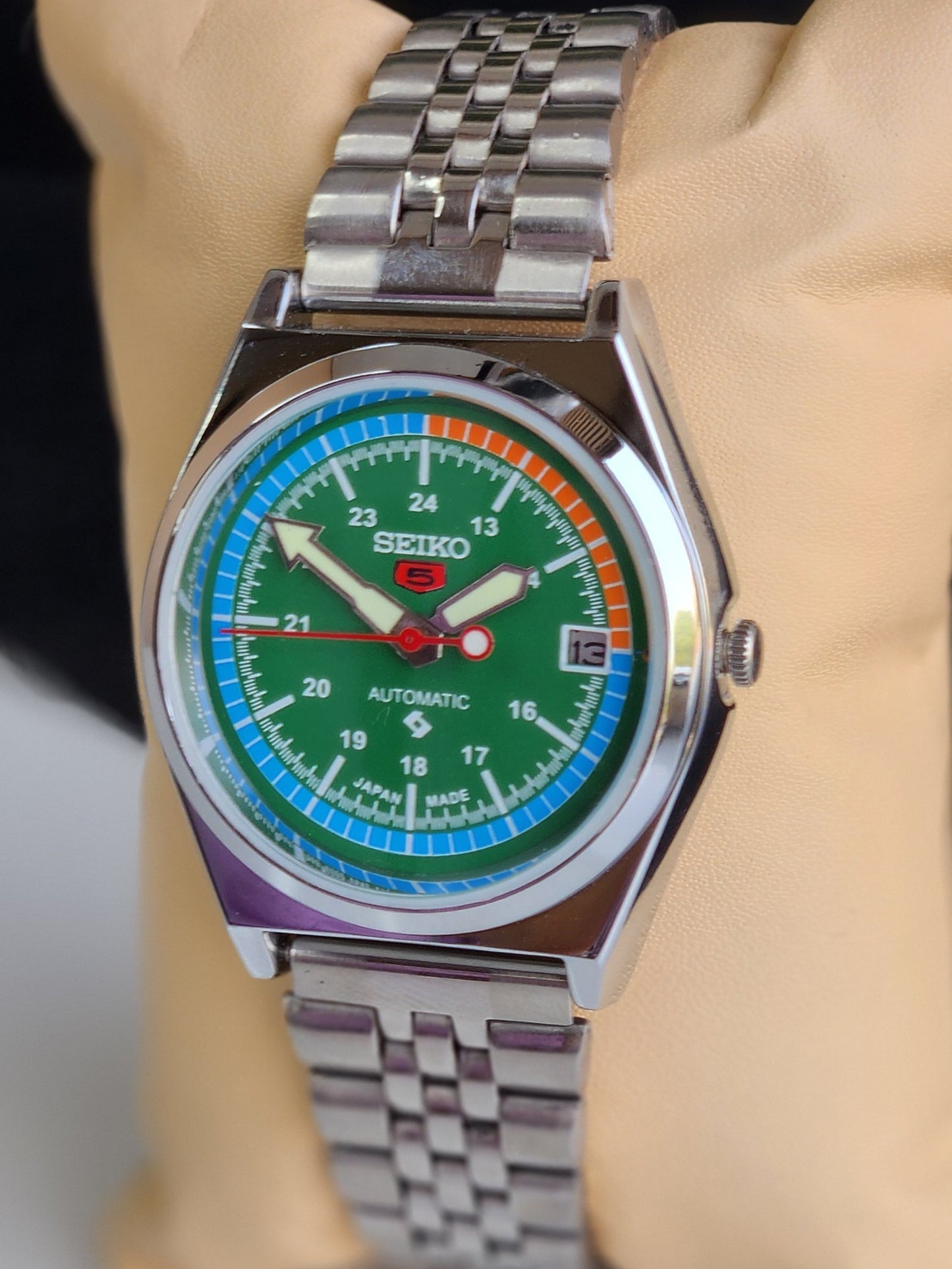 Vintage Mod Seiko 5 Automatic Green Face 6309A 17 Jewels Japan Men's Date Wrist Watch E36