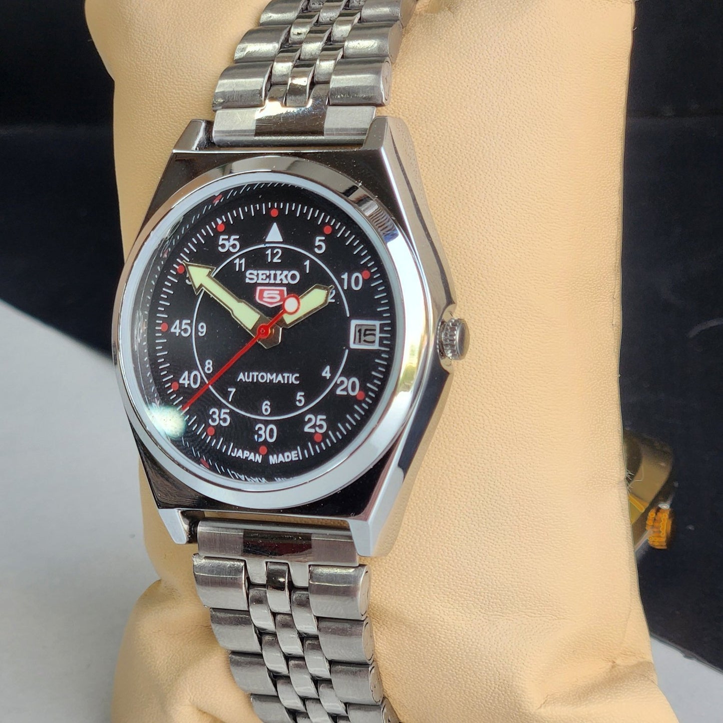 Vintage Mod Seiko 5 Automatic Black Face 6309A 17 Jewels Japan Men's Date Wrist Watch E41
