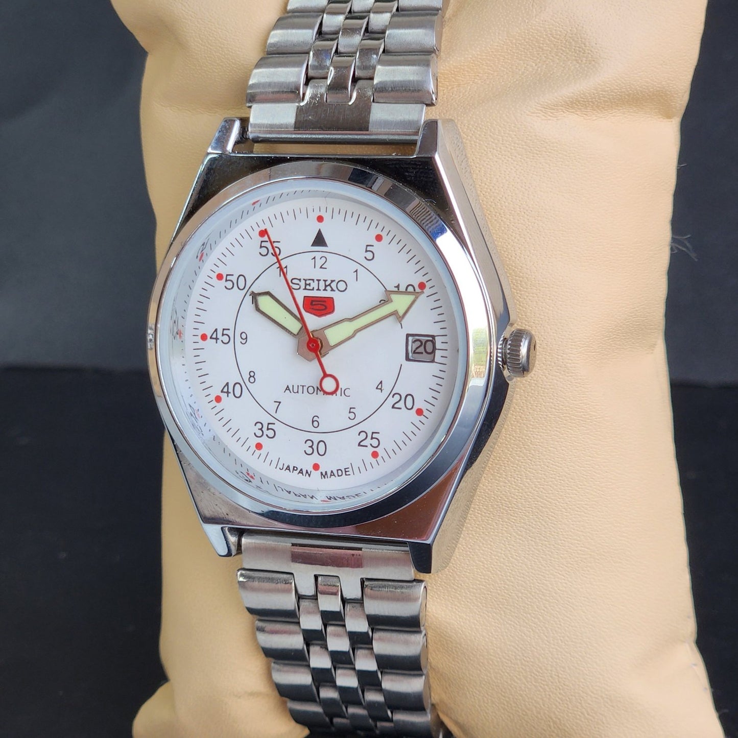 Vintage Mod Seiko 5 Automatic White Face 6309A 17 Jewels Japan Men's Date Wrist Watch E42