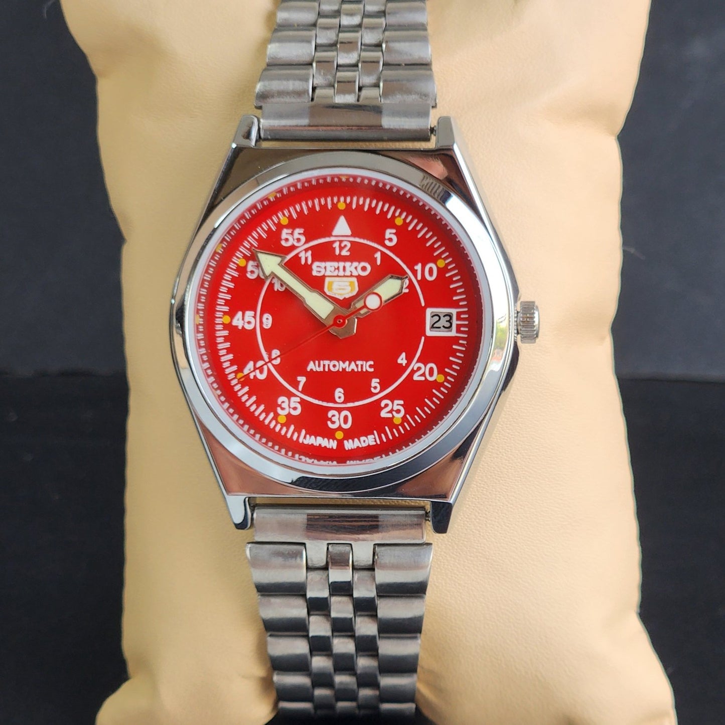 Vintage Mod Seiko 5 Automatic Red Face 6309A 17 Jewels Japan Men's Date Wrist Watch E43