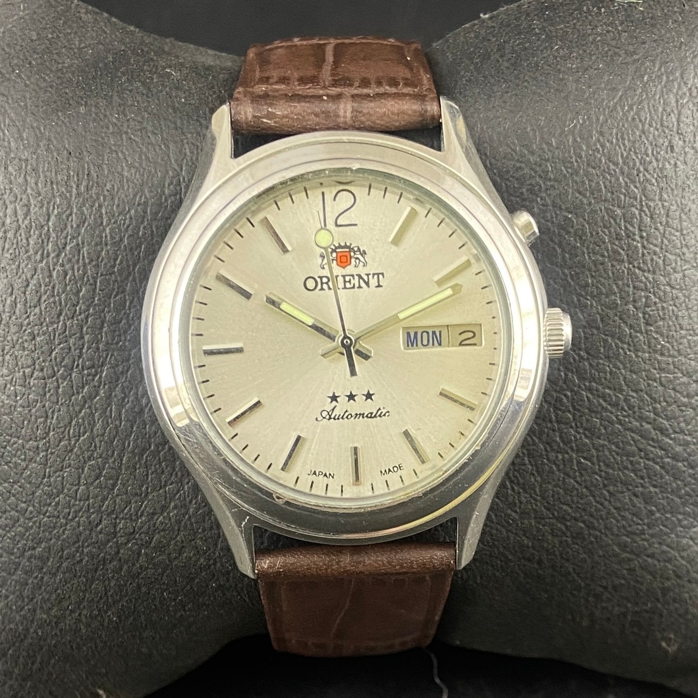 Vintage Orient Silver Face Automatic 21 Jewels Men,s Wrist Watch