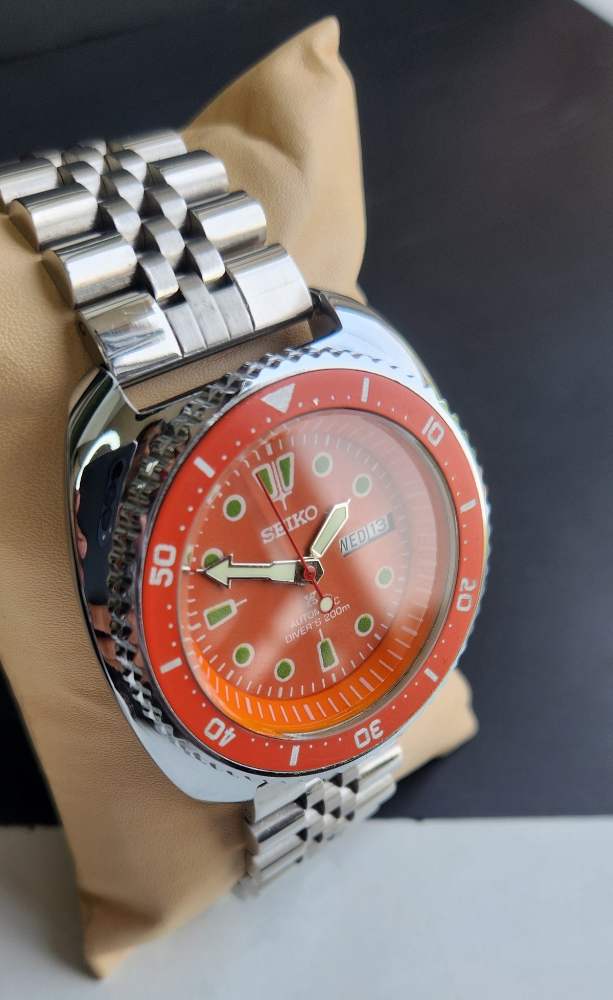 Vintage MOD Seiko Turtle Automatic Orange Face Cal. 6309 Day-Date Men's Wrist Watch E61