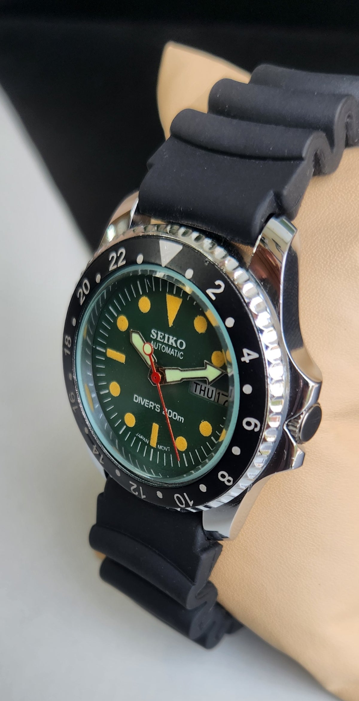 Vintage MOD Seiko Diver Automatic Cal. 6309 17 Jewels Green Face Black Silicone Strap Rotating Bezel Men's Wrist Watch E62