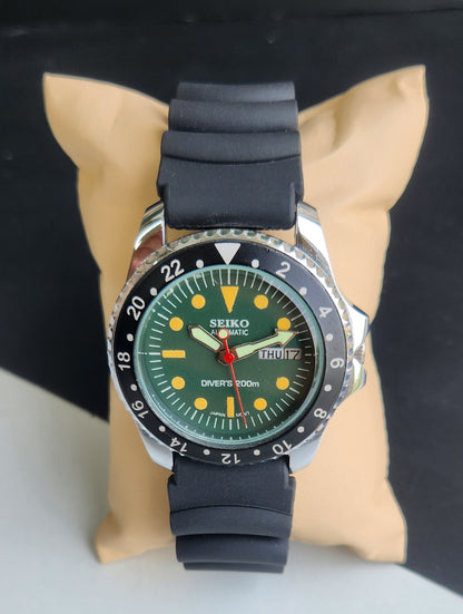 Vintage Seiko Diver Automatic Cal. 6309 17 Jewels Green Face Black Silicone Strap Rotating Bezel Men's Wrist Watch E62