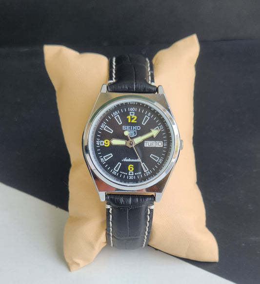Vintage Mod Seiko 5 Automatic 6309A 17 Jewels Japan Men's Day-Date Black Face Wrist Watch E70