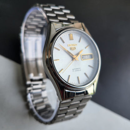 Vintage 1982 Original Seiko 5 Automatic 7009-3100 White Face 17 Jewels Day-Date Japanese Men's Wrist Watch EG01