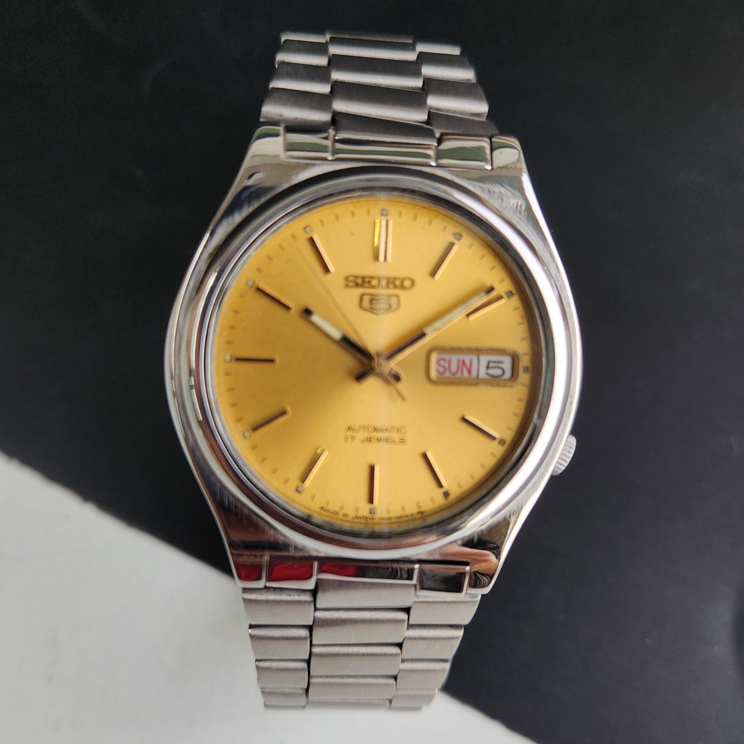 Vintage 1985 Original Seiko 5 Automatic 7009-3111 Golden Face 17 Jewels Day-Date Japanese Men's Wrist Watch EG03