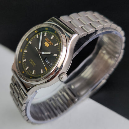 Vintage 1985 Original Seiko 5 Automatic 6319-606A Black Face 21 Jewels Day-Date Japanese Men's Wrist Watch EG09