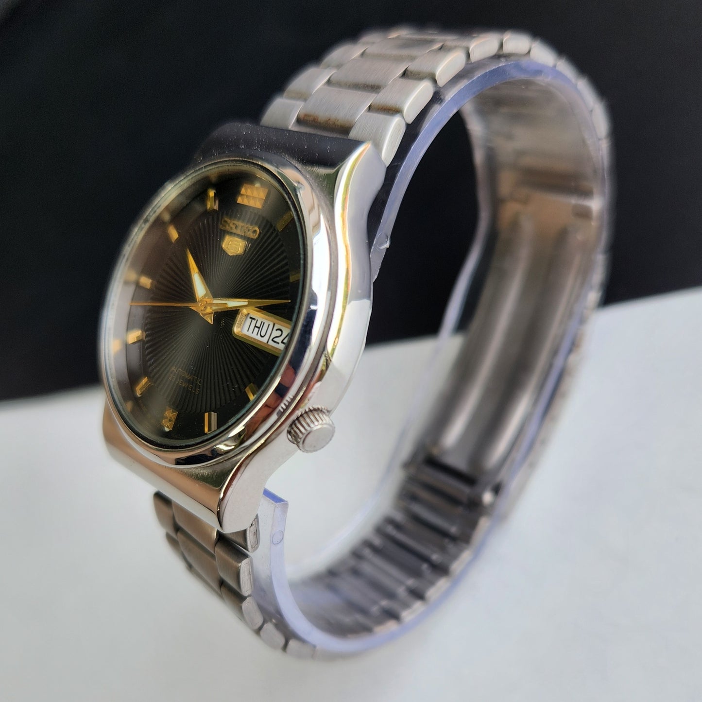 Vintage 1998 Original Seiko 5 Automatic 7S36-8260 Black Face 23 Jewels Day-Date Japanese Men's Wrist Watch EG14
