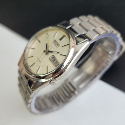Vintage 1980 Original Seiko 5 Automatic 7009-3170 White Face 17 Jewels Day-Date Japanese Men's Wrist Watch EG17