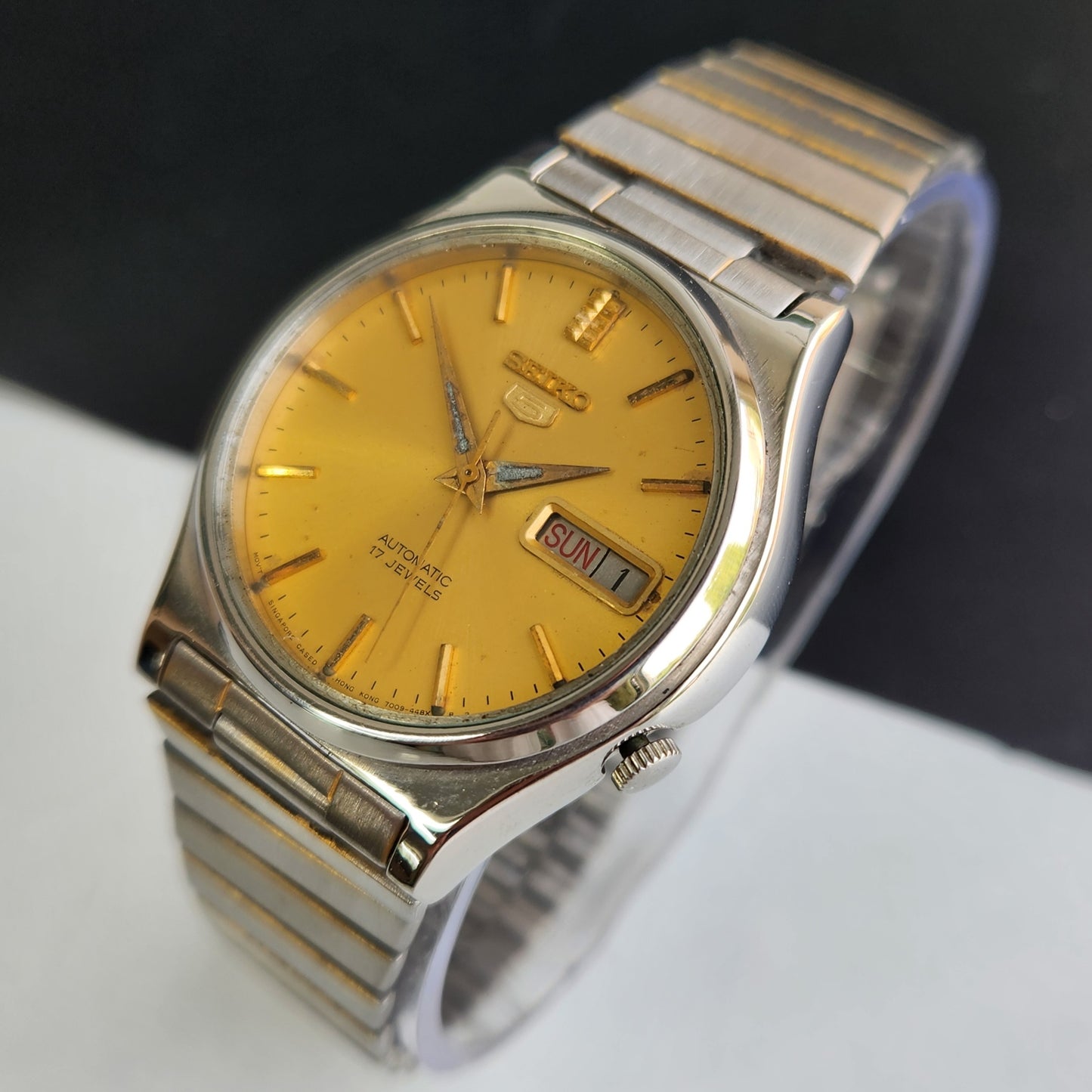 Vintage 1976 Original Seiko 5 Automatic 7009-5821 Golden Face 17 Jewels Day-Date Japanese Men's Wrist Watch EG18