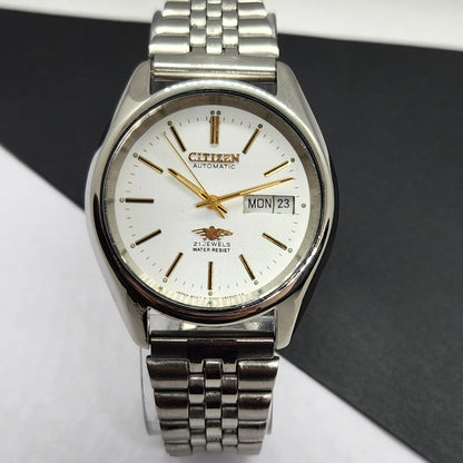 Vintage 1989 Original Citizen Automatic Cal. 8200 White Face 21 Jewels Day-Date Japanese Men's Wrist Watch EG29