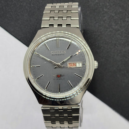 Vintage 1984 Original Citizen Automatic Cal. 8200 Gray Face 21 Jewels Day-Date Japanese Men's Wrist Watch EG31