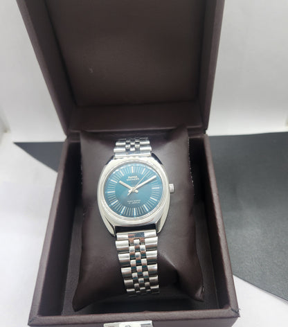 Vintage Original HMT Avinash Hand Winding 17 Jewels Blue Face Silver Band Men's Wrist Watch F05