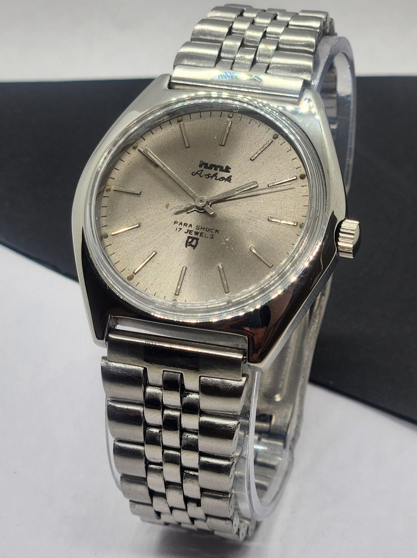 Vintage Original HMT Ashok Hand Winding 17 Jewels Silver Face Silver Bracelet Men's Wrist Watch F33