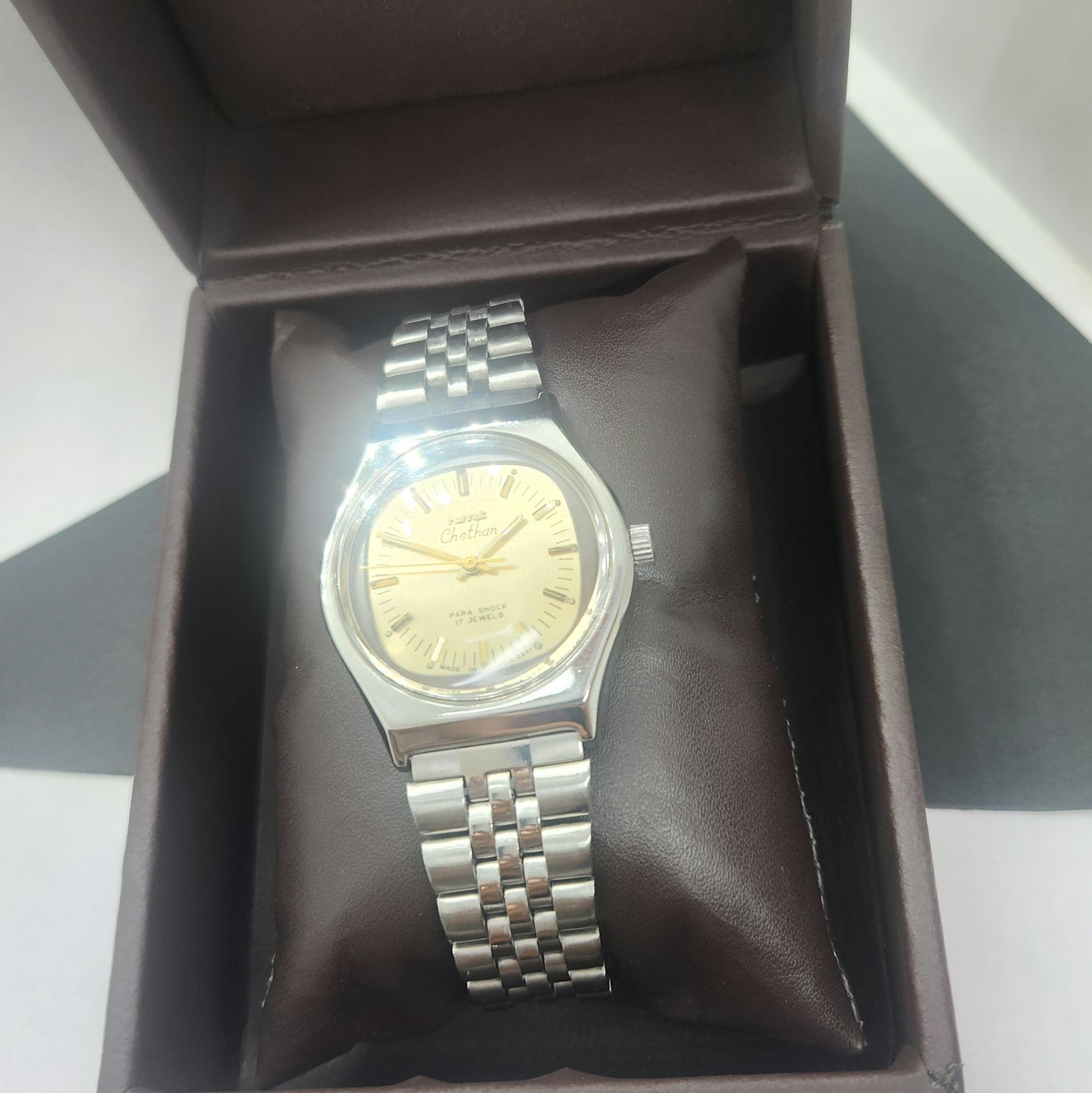 Vintage Original HMT Chethan Hand Winding 17 Jewels golden Face Silver Bracelet Men's Wrist Watch F34