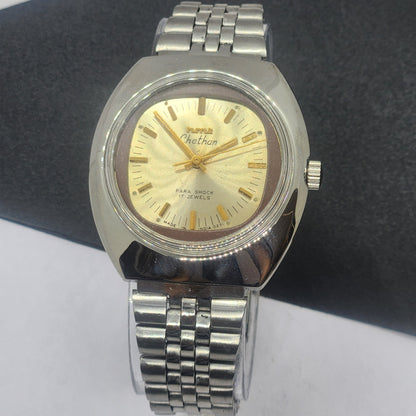 Vintage Original HMT Chethan Hand Winding 17 Jewels Golden Face Silver Bracelet Men's Wrist Watch F35
