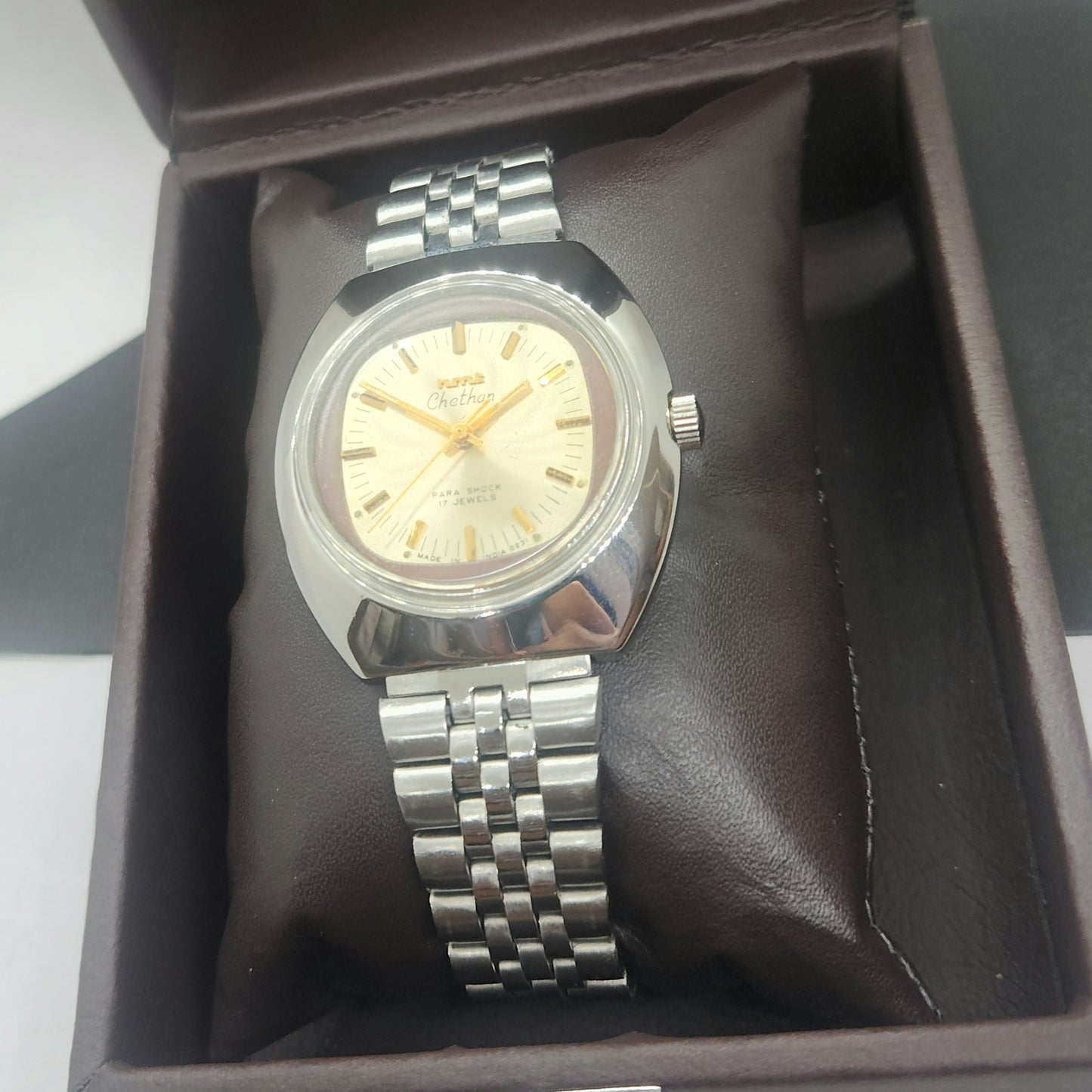 Vintage Original HMT Chethan Hand Winding 17 Jewels Golden Face Silver Bracelet Men's Wrist Watch F35