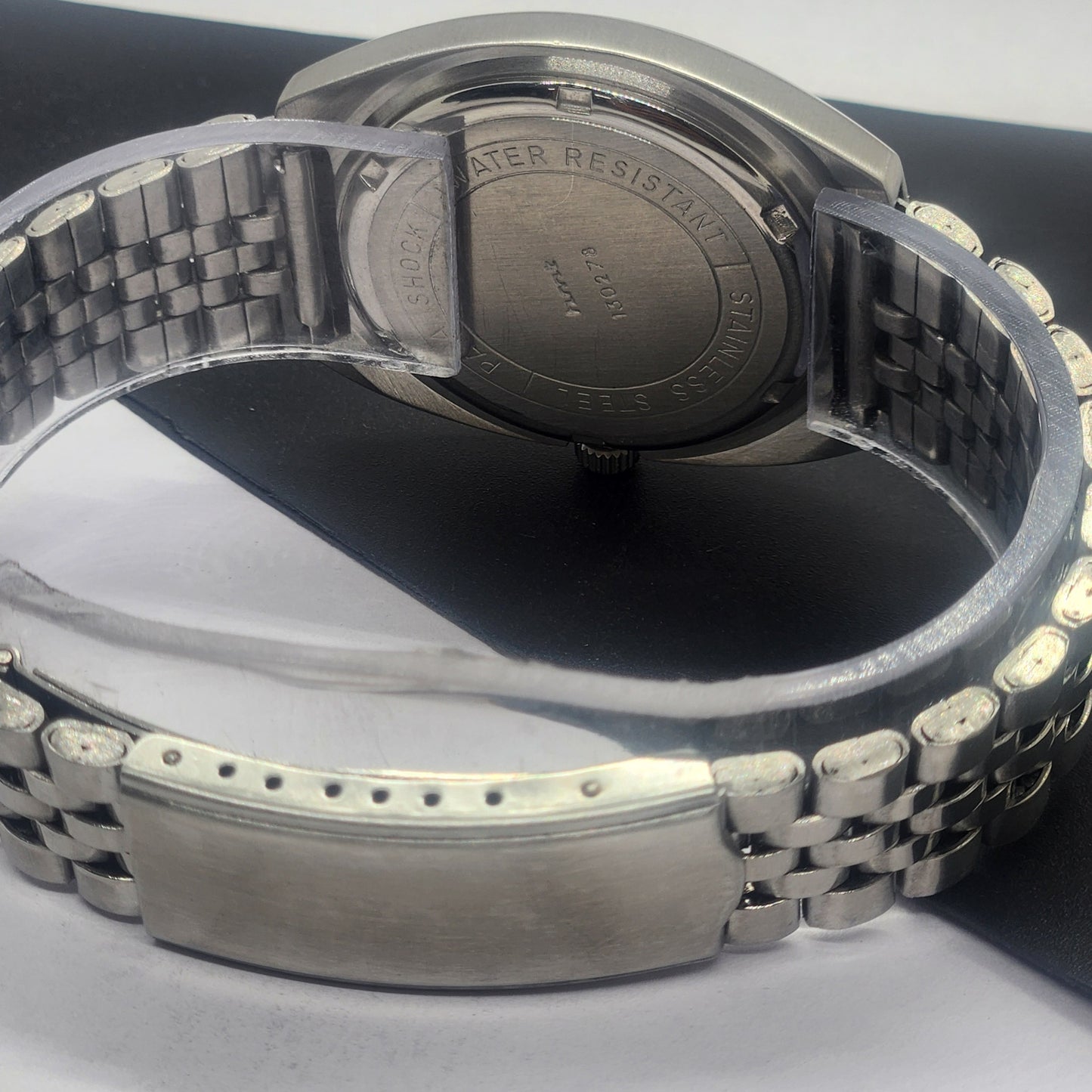 Vintage Original HMT Chethan Hand Winding 17 Jewels Golden Face Silver Bracelet Men's Wrist Watch F37