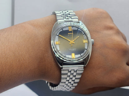 Vintage Original HMT Vijay Hand Winding 17 Jewels Black Face Silver Bracelet Men's Wrist Watch F42