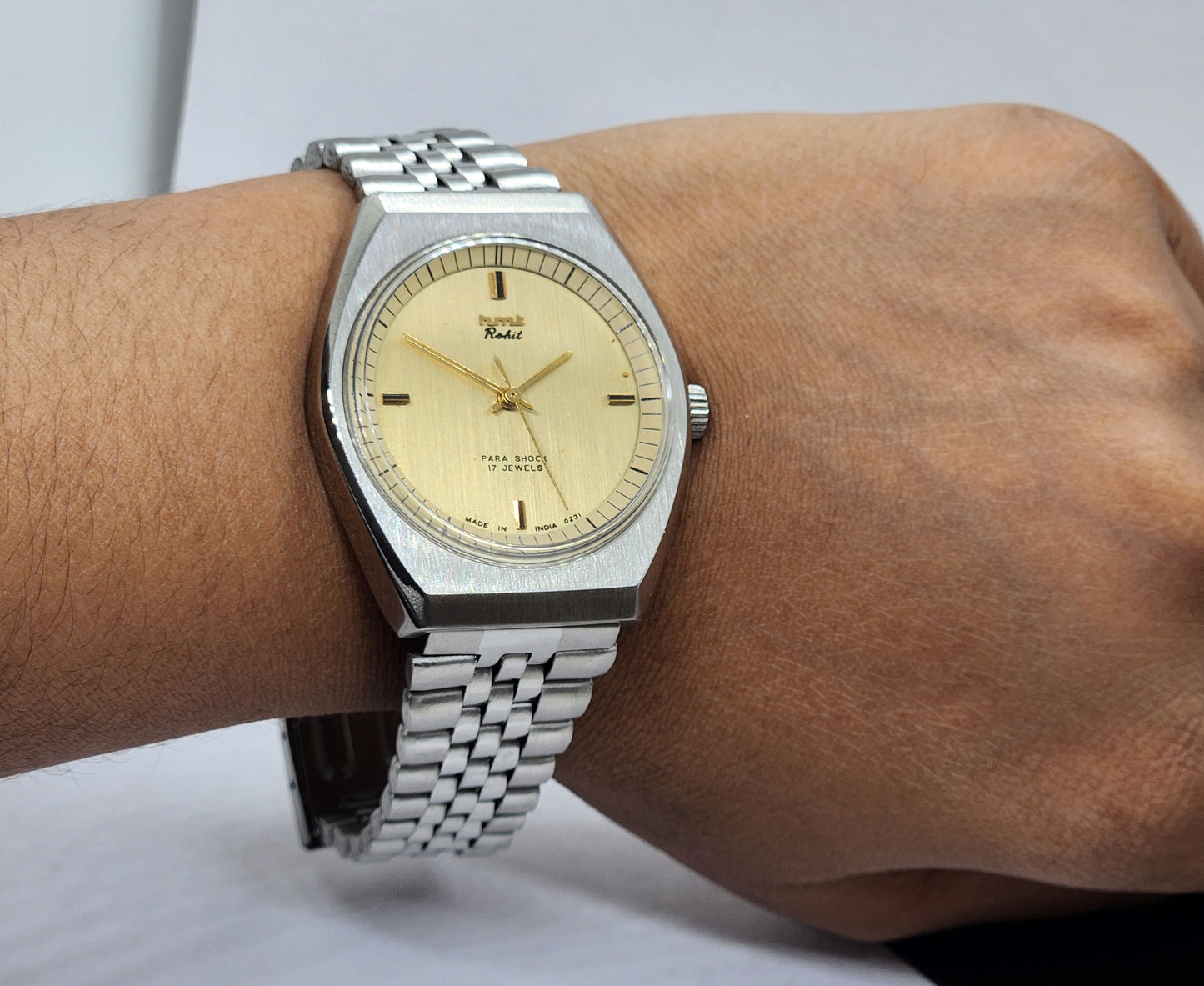 Vintage Original HMT Rohit Hand Winding 17 Jewels Golden Face Silver Bracelet Men's Wrist Watch F51