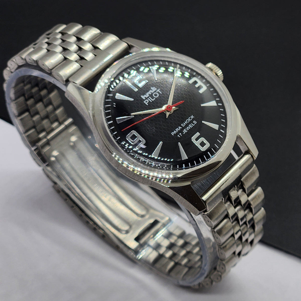 Vintage HMT Pilot Hand Winding 17 Jewels Black Face Jubilee Bracelet Men's Wrist Watch F53