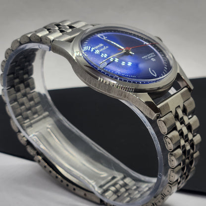 Vintage HMT Janata Hand Winding 17 Jewels Blue Face Jubilee Bracelet Men's Wrist Watch F60