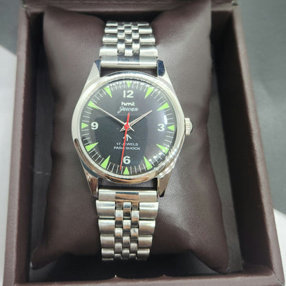 Vintage HMT Jawan Hand Winding 17 Jewels Black Face Jubilee Bracelet Men's Wrist Watch F62