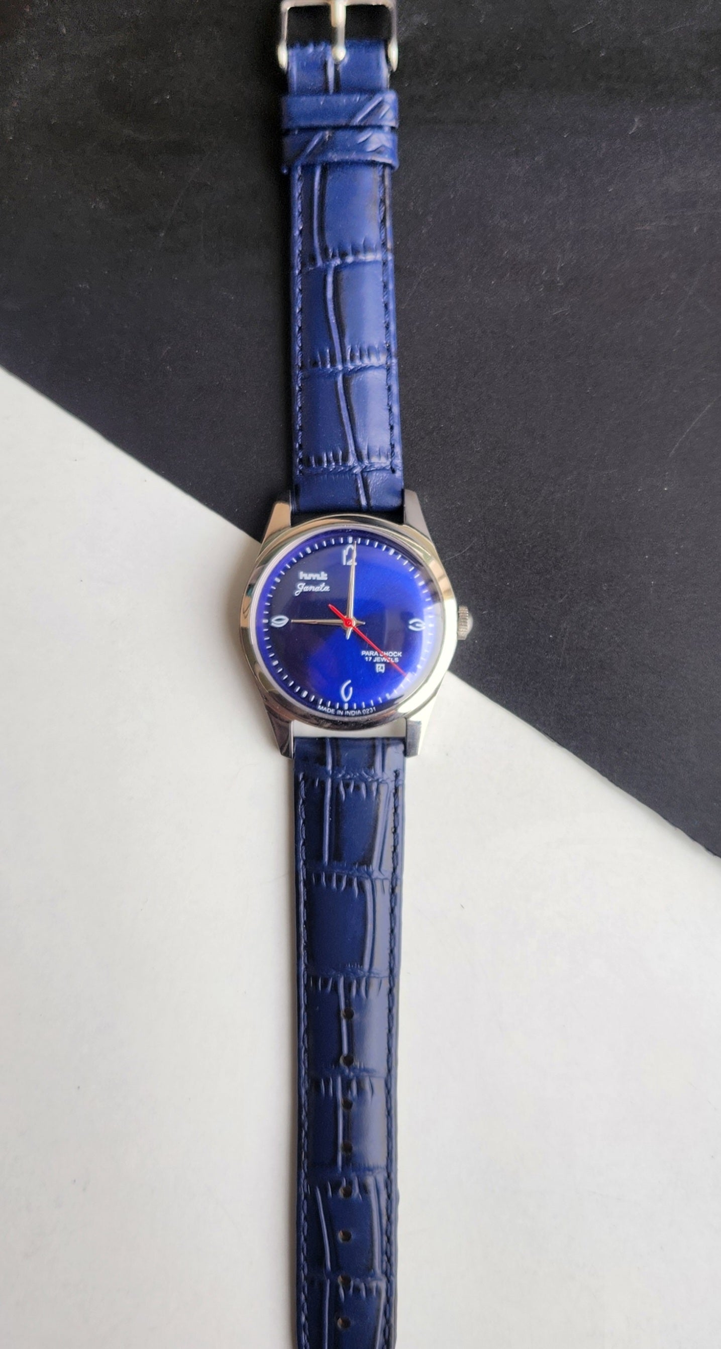Vintage MOD HMT Janata Hand Winding 17 Jewels Blue Face Blue Croco Leather Strap Men's Wrist Watch F83