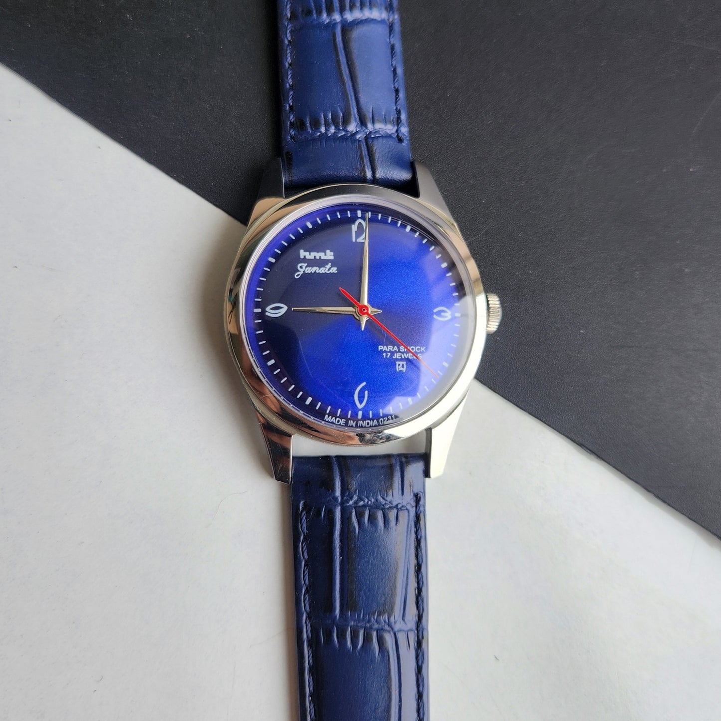 Vintage MOD HMT Janata Hand Winding 17 Jewels Blue Face Blue Croco Leather Strap Men's Wrist Watch F83