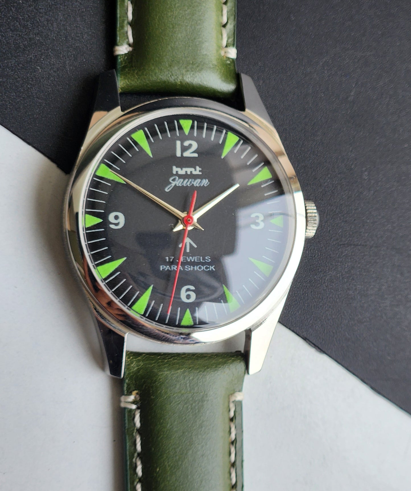 Vintage HMT Jawan Hand Winding 17 Jewels Black Face Green Leather Strap Men's Wrist Watch F84