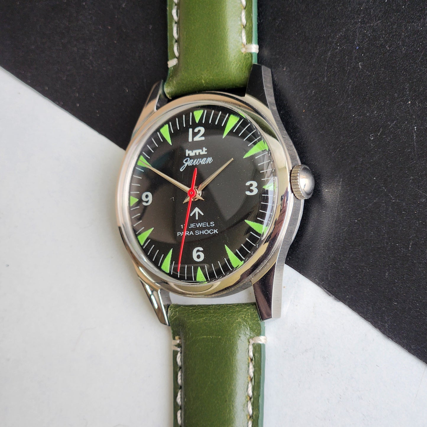 Vintage HMT Jawan Hand Winding 17 Jewels Black Face Green Leather Strap Men's Wrist Watch F84
