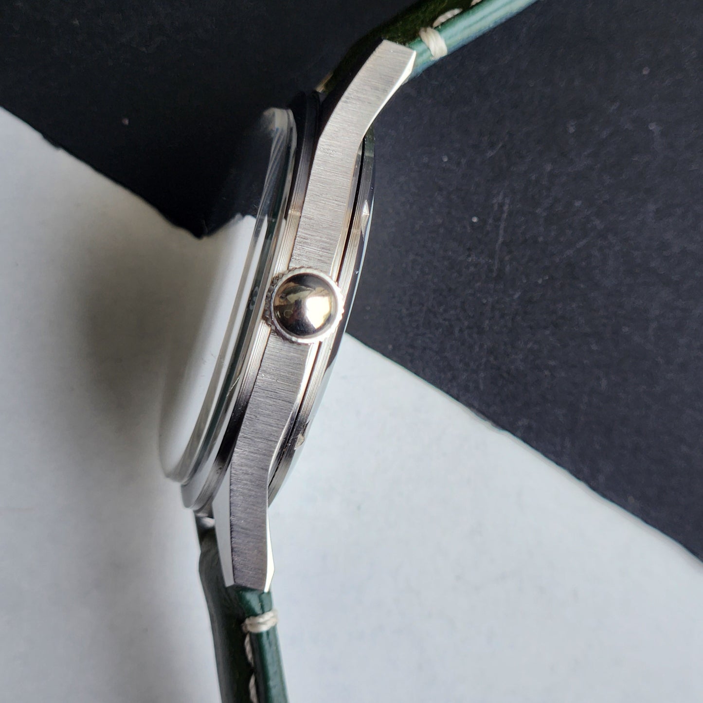 Vintage MOD HMT Janata Hand Winding 17 Jewels Green Face Green Leather Strap Men's Wrist Watch F85