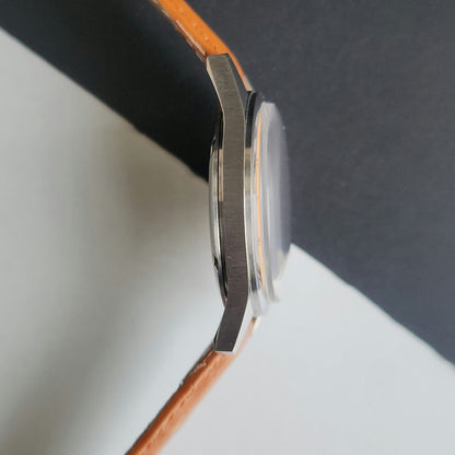 Vintage HMT Gandaberunda Hand Winding 17 Jewels Orange Face Brown Croco Leather Strap Men's Wrist Watch F90