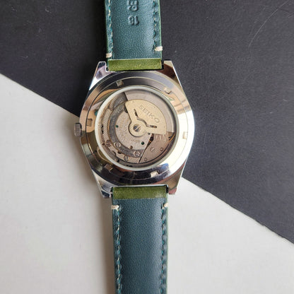 Vintage Mod Seiko 5 Automatic Arabic Green Face 6309A 17 Jewels Brown Leather Strap Day-Date Men's Wrist Watch F94